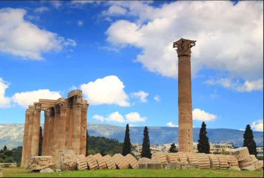 Athens: Temple of Olympian Zeus Entrance Ticket - A giant temple reduced to fifteen columns