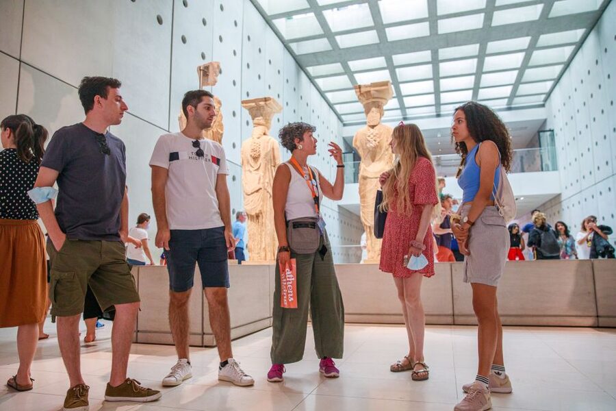 Athens: The Acropolis Museum Guided Tour - The museum building is part of the lesson