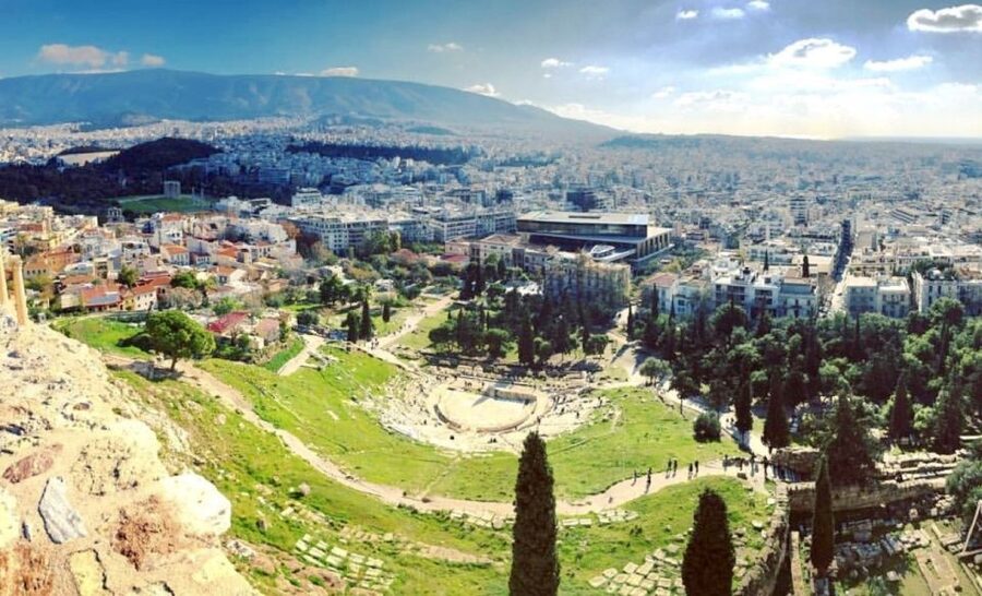 Athens: The Acropolis Walking Group Tour with a French Guide - Why a late visit can improve your Acropolis experience