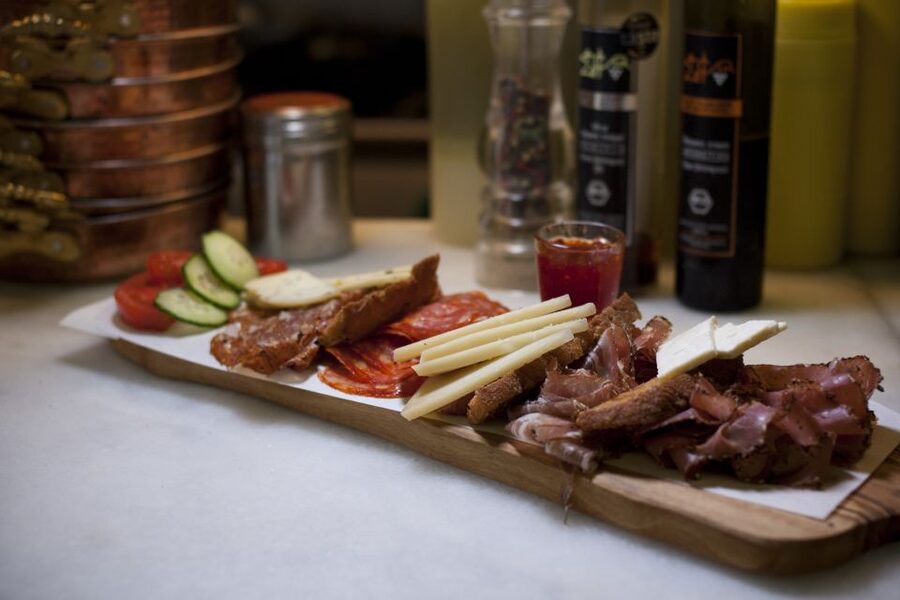 Athens: The Classic Food Tasting Tour - Who should book this Athens food tour?