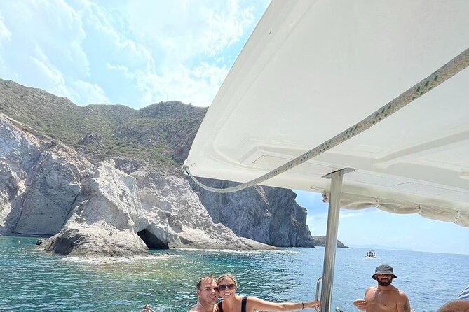 Catamaran Semi Cruise Paros Antiparos includes Food and Drinks - Sailing back toward Paros at sunset