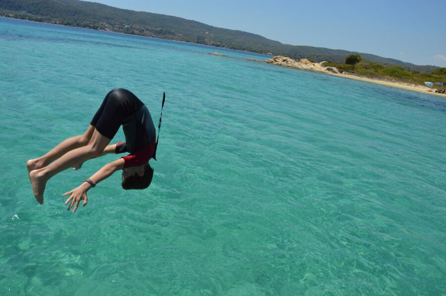Chalkidiki: Blue Lagoon & Ammouliani Island Cruise & Lunch - The first swim at Diaporos Island