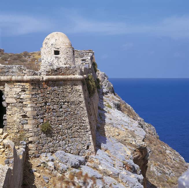 Chania: Balos Gramvousa Cruise with Transfer and Boat Ticket - Gramvousa Island and the 137-meter castle climb