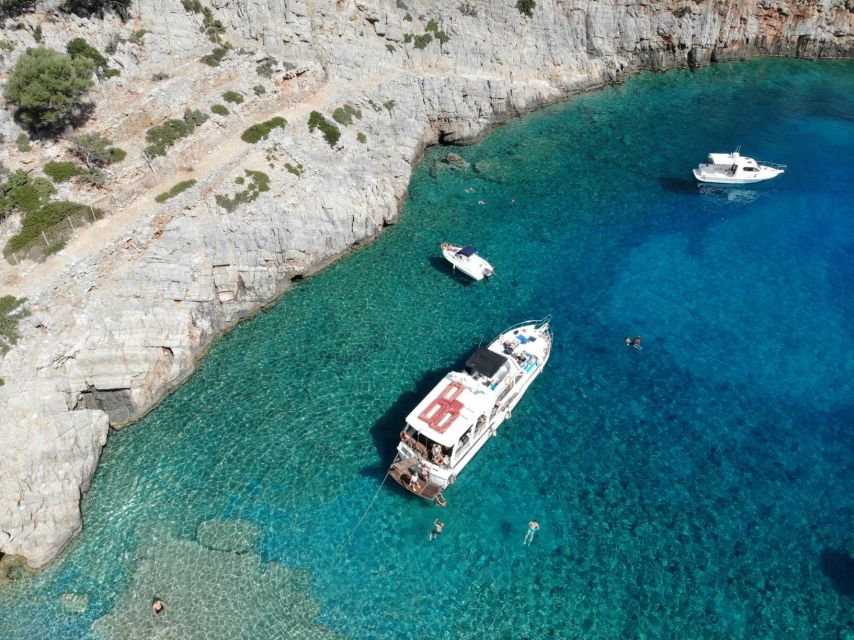 Chania: Menies Beach & Chironisia Bay Cruise with Snorkeling - Group size, comfort, and practical limits