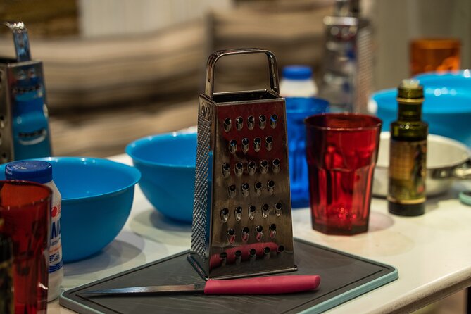 Cooking Class in Athens with Shopping in Central Market & Lunch - Should you book it?