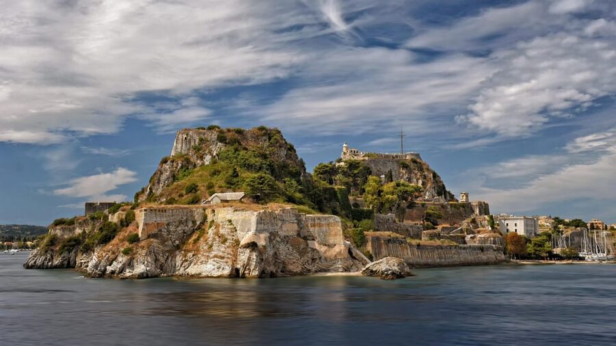 Corfu: Paleokastritsa Beach and Old Town Bus Shore Excursion - Meeting your guide at Corfu Cruise Port