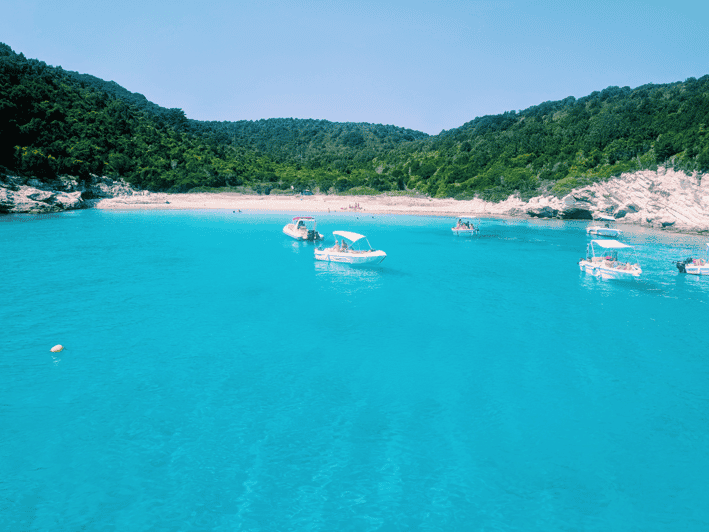 Corfu: Paxos Island Full-Day Cruise with Blue Caves - Comfort, crowding, and safety on the boat
