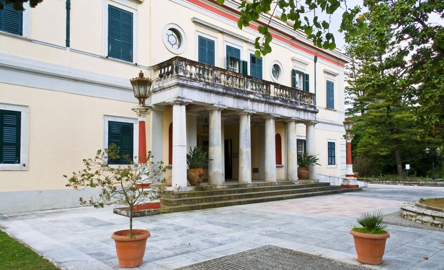 Corfu: Shore & Shared Tour – Achilleion, Mon Repos, Old Town - The guide can shape the whole day