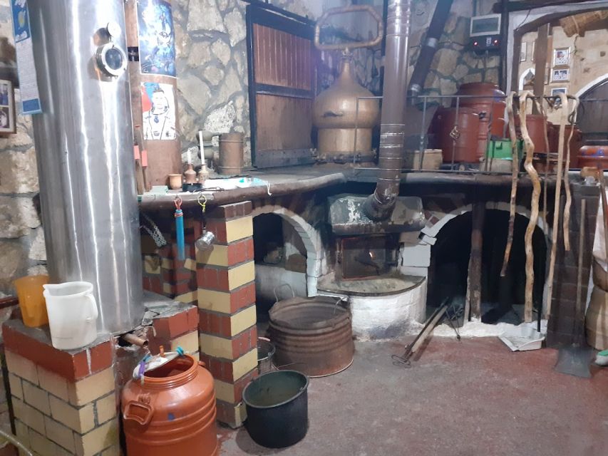 Crete: Full-Day Cretan Wines, Olive Oil, Raki and Food Tour - Skalani begins with olive oil