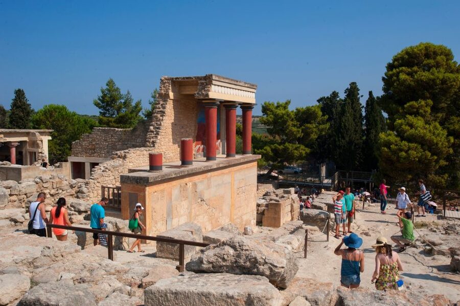 Crete: Knossos Palace, Heraklion City, Market Guided Tour - Practical ways to make the day better