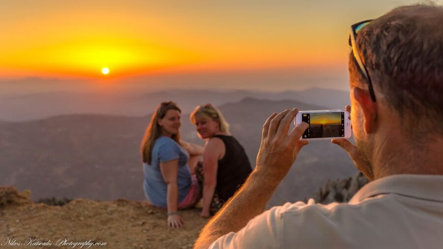 Crete: Land Rover Safari with Sunset Viewing, Dinner, & Wine - Who should book this Crete safari?
