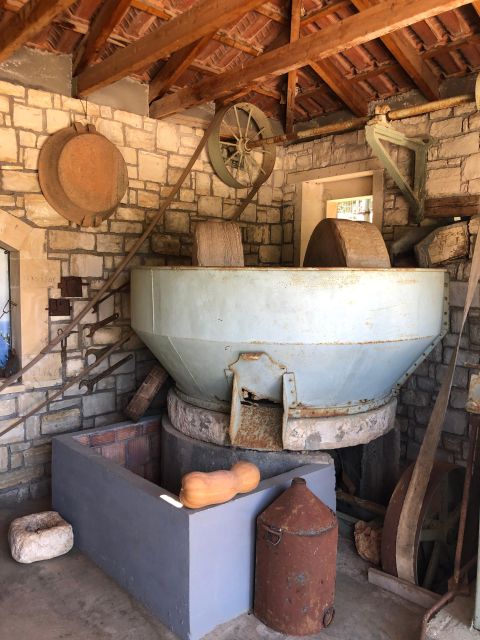 Crete Private Tour: The Secrets of Wine, Olives & Honey - What this Crete food tour is really about