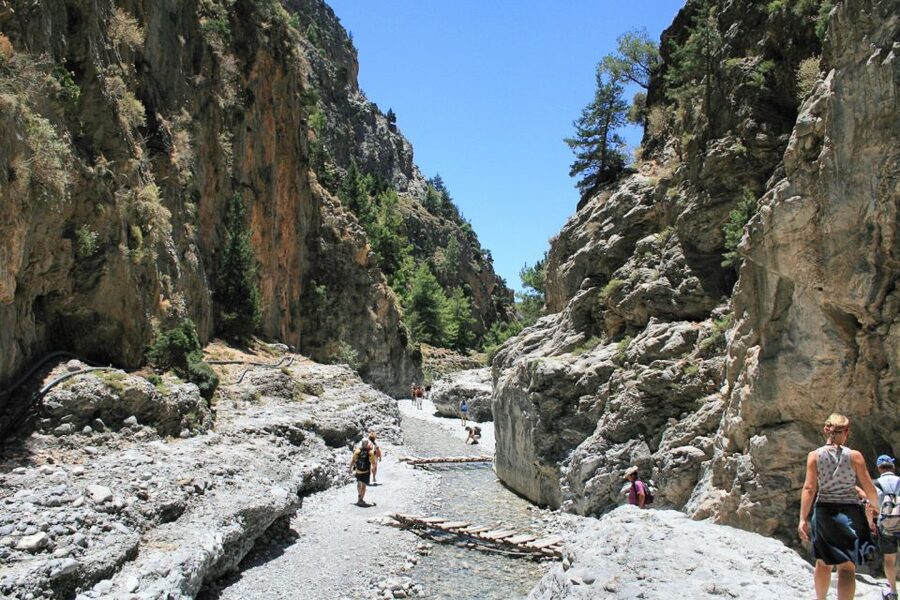 Crete: Samaria Gorge Hiking with transfer and expert Escort - Why this Samaria Gorge day is worth the long hours