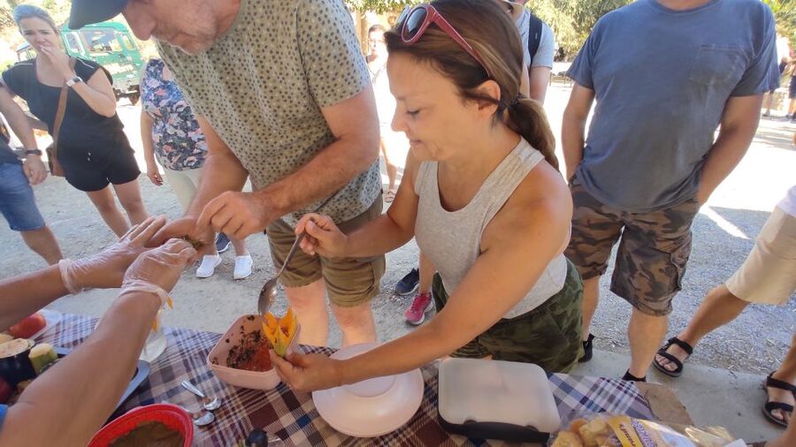 Crete: Sightseeing Day Trip with Cooking Lesson and Lunch - Olive oil from extraction to tasting