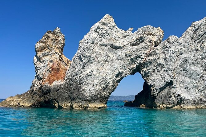 Day sailing Skiathos Skopelos with lunch on Rainbow yacht - Mamma Mia views without a rushed photo stop