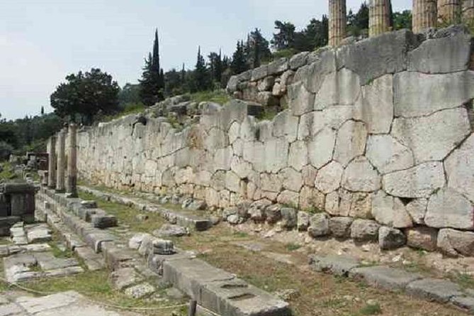 Delphi and Hosios Loukas Monastery Full Day Private Tour - Key Points Before You Book