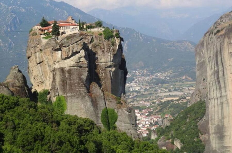 Delphi and Meteora: 2-Day Bus Tour from Athens - What the $292 Price Covers