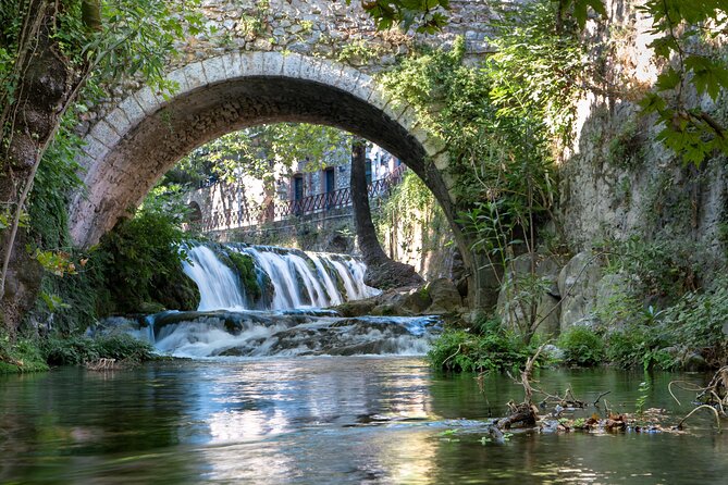 Delphi, Arachova and Levadia Krya Springs, Private Day Tour - The Archaeological Museum gives the ruins a voice