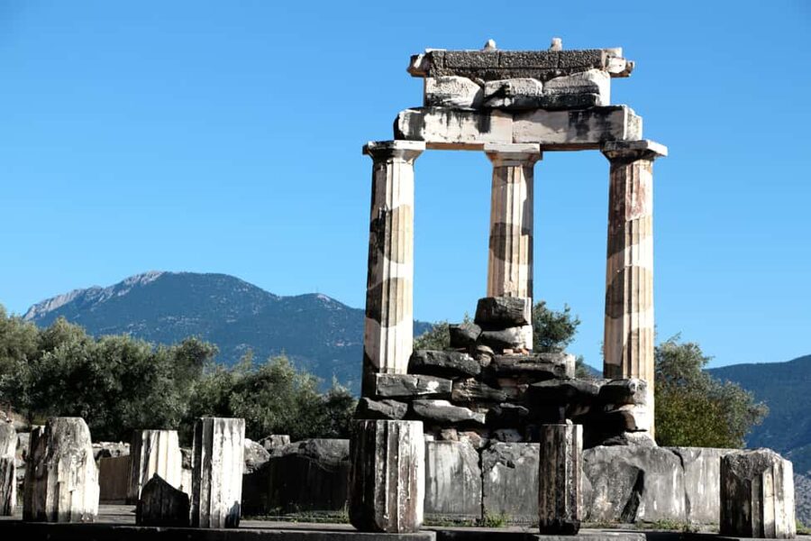 Delphi: Audiovisual self-guided tour with 3D models - What $7.89 Buys You