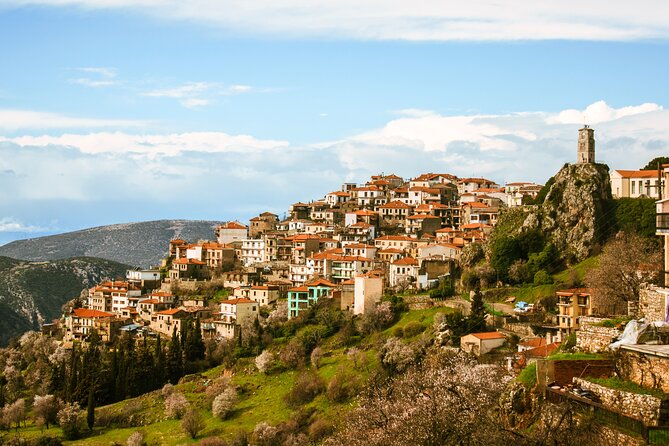 Delphi full day V.R audio guided tour with entry ticket - Walking through the ancient sanctuary
