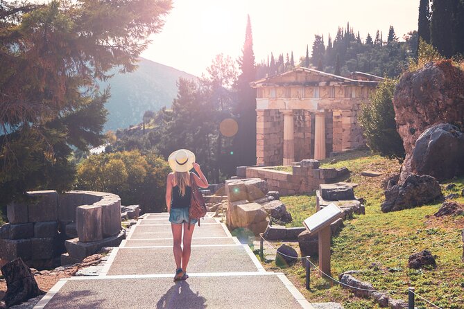 Delphi Guided Small Group Day Tour from Athens - The morning ride through Boeotia