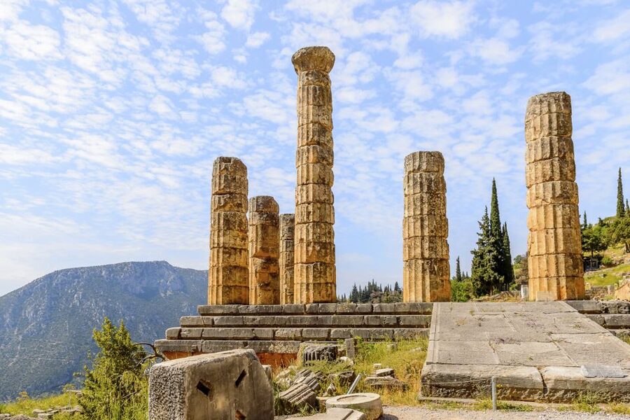 Delphi Guided Walking Tour and Admission Ticket - A 1.5-hour tour that keeps the focus tight