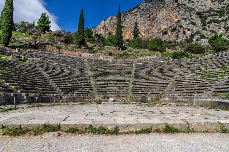 Delphi Small-Group Day Trip From Athens - Arachova gives the return trip a local touch