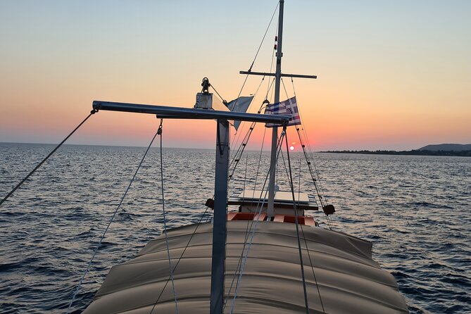 Dreamy Cruise sunset tour with dinner and unlimited wine! - Starting in Argostoli at 6:30 pm
