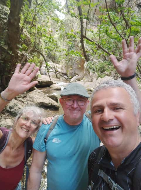 e-Bike Guided Tour to Myli Gorge with Lunch included - What makes the guides important