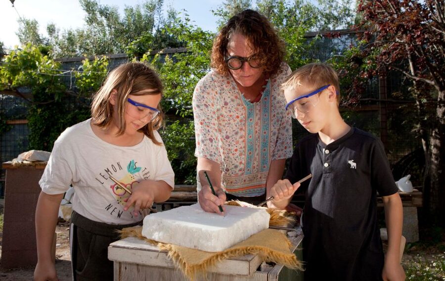 Experience Marble Carving: Naxos Island - The carving session: slow work and steady guidance