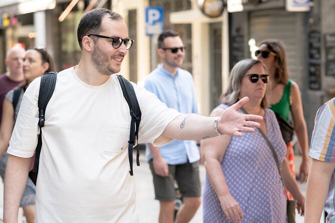 Explore the hidden food gems of Athens - Who should book this experience?