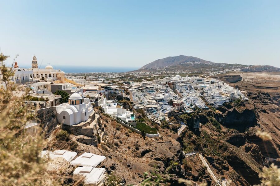 Fira: Guided Foodie Walking Tour with Tastings - Key points to know before booking