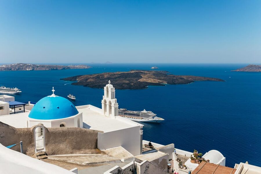 Fira: Guided Foodie Walking Tour with Tastings - Timing, weather, and practical comfort