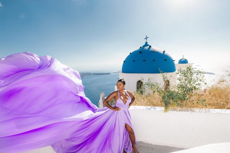 Flying dress Photoshoot in Santorini with Hotel Pickup - Sunset, daylight, and the best time to pose