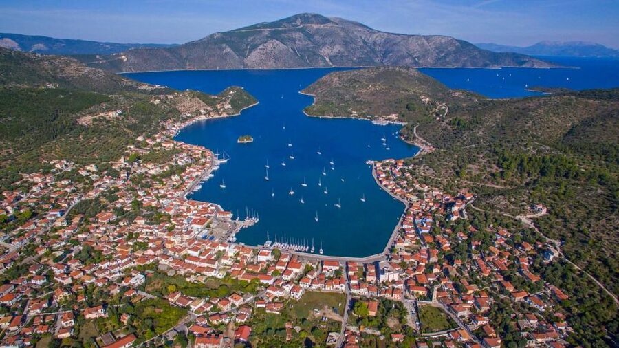 From Agia Effimia: Ithaca Cruise, Gidaki Beach, & Kioni Tour - Ammoudi Beach closes the swimming day