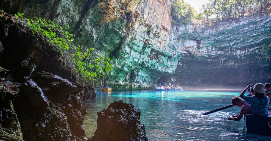 From Argostoli: Melissani Lake & Drogarati Caves Tour - The blue light of Melissani Lake