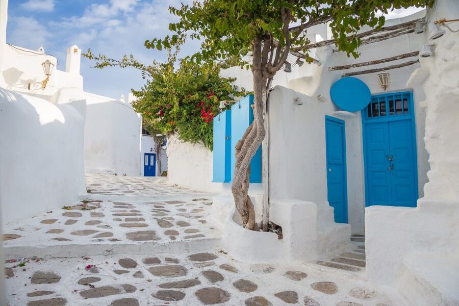 From Athens: 2-Day Santorini and Mykonos Trip - Arriving below Santorini’s caldera