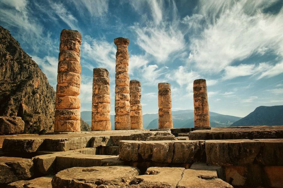 From Athens: 3 Days in Meteora & Delphi with Tours & Hotel - A useful transfer to Thermopylae and Delphi