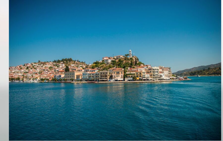 From Athens: Day Cruise of the Saronic Islands - Aegina, your choice between beach and temple