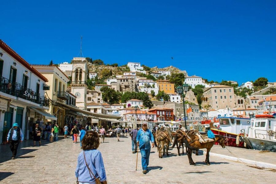 From Athens: Day Cruise to Hydra, Poros & Aegina with Lunch - Boarding the Cosmos at Marina Kalitheas