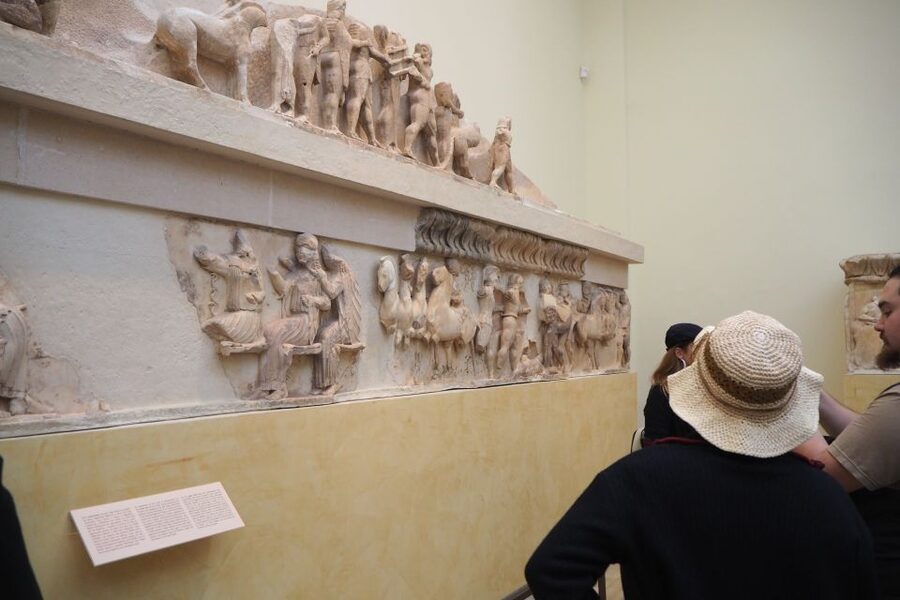 From Athens: Day Tour to Delphi - The three-hour ride through central Greece