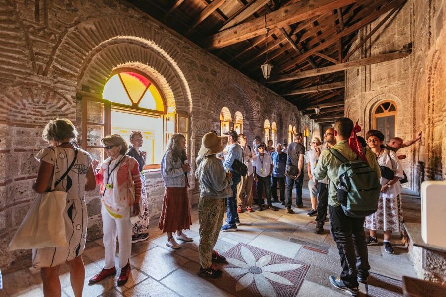 From Athens: Delphi and Meteora 2-Day Guided Tour - How the guides and drivers shape the trip