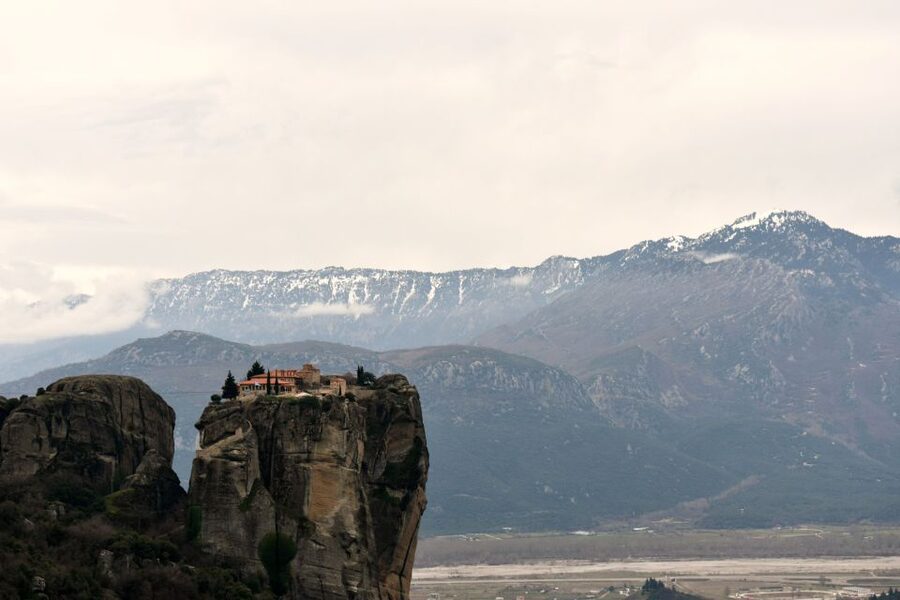 From Athens: Delphi and Meteora 2-Day Tour with Hotel - Evening in Kalabaka