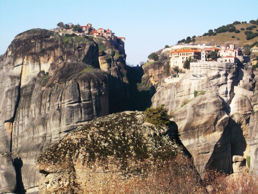 From Athens: Delphi and Meteora 2-Day Tour with Hotel - The long ride back to Athens