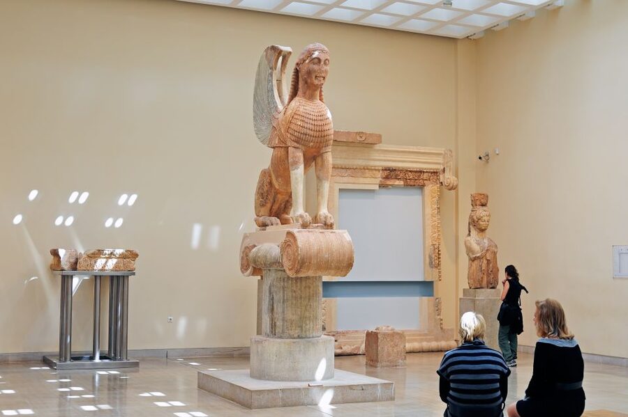 From Athens: Delphi Full Day V.R. Audio Guided Tour - Exploring the sanctuary in 2.5 hours
