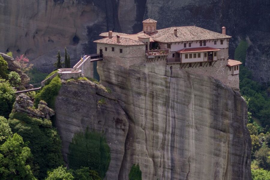 From Athens: Meteora Train Trip with Overnight Stay - Choosing the second-day monastery tour or hike