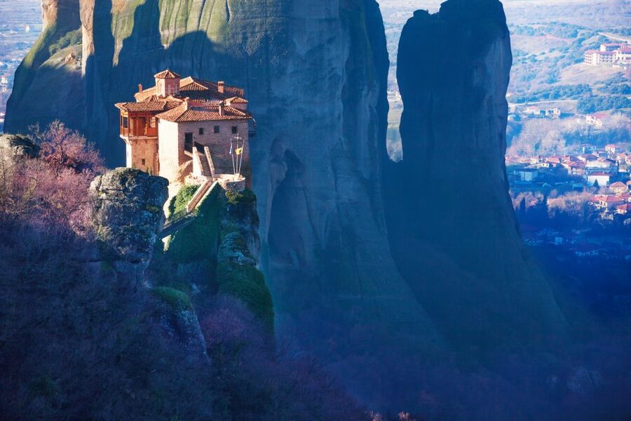 From Athens or Piraeus: Meteora Full-Day Private Trip - Why Meteora is worth the long ride from Athens