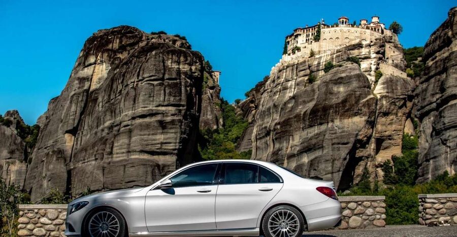 From Athens or Piraeus: Meteora Full-Day Private Trip - The four-hour journey through mainland Greece