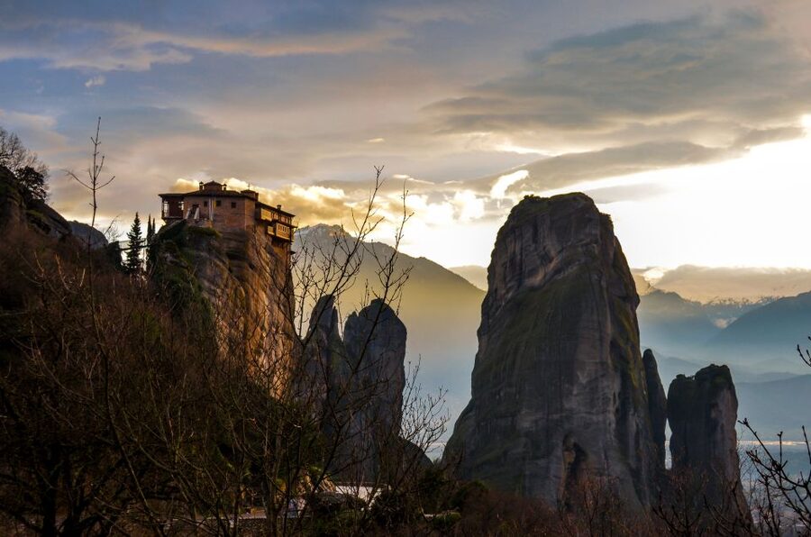 From Athens: Private Day Tour to Meteora and Thermopylae - The early ride to Thermopylae