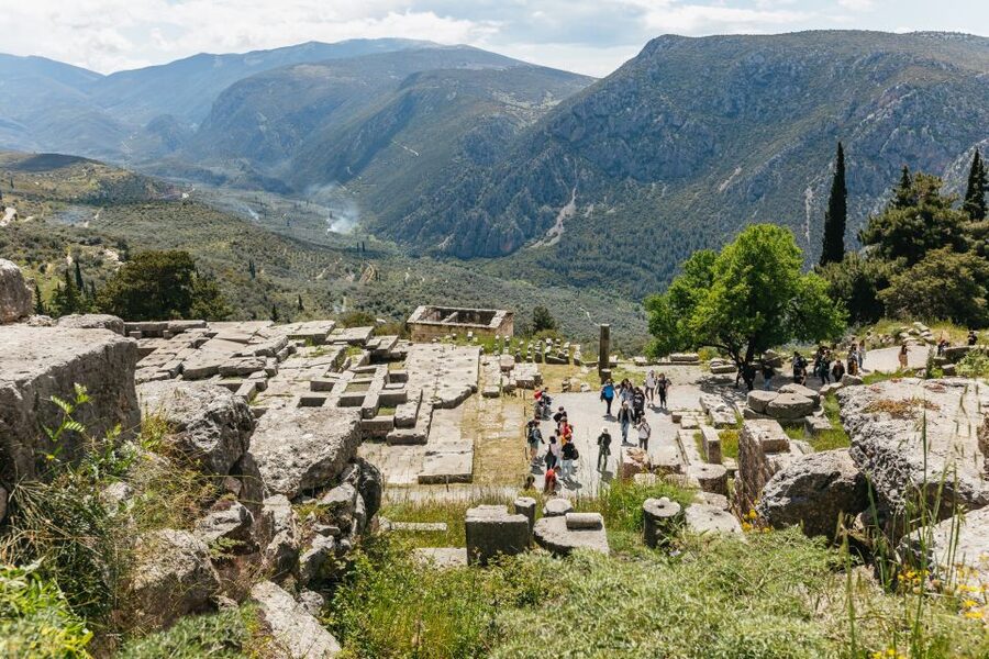 From Athens: Small-Group Delphi, Museum & Arachova Day Trip - The guides are a major part of the experience